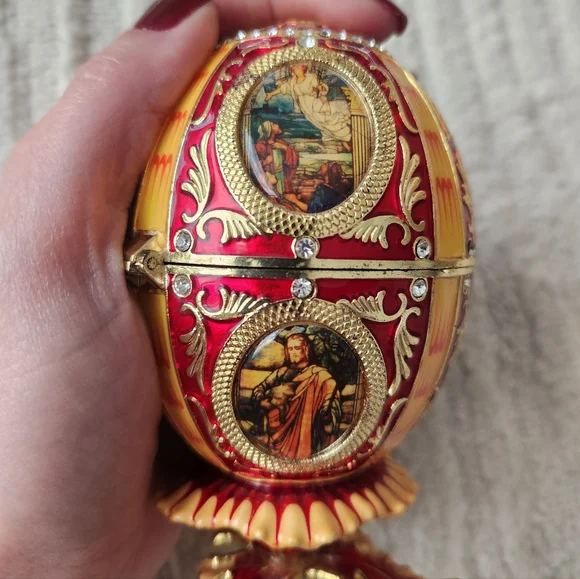 Faberge Red and Gold Decorative Egg - Picture 4 of 8